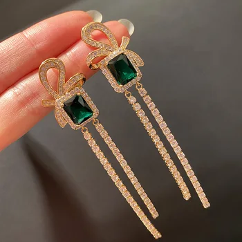 Retro Námestie Diamond Motýlik Strapec Náušnice Šperky Panny Dievčatá Kórejský Módne Charms Estetické Zlato Green Crystal Darčeková Ženy