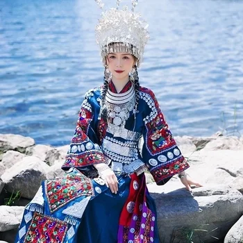 Hmong Oblečenie Žien, Vyšívané Miao Tradičné Oblečenie Headdress Golier Šperky Fáze Výkonu Travel Photography