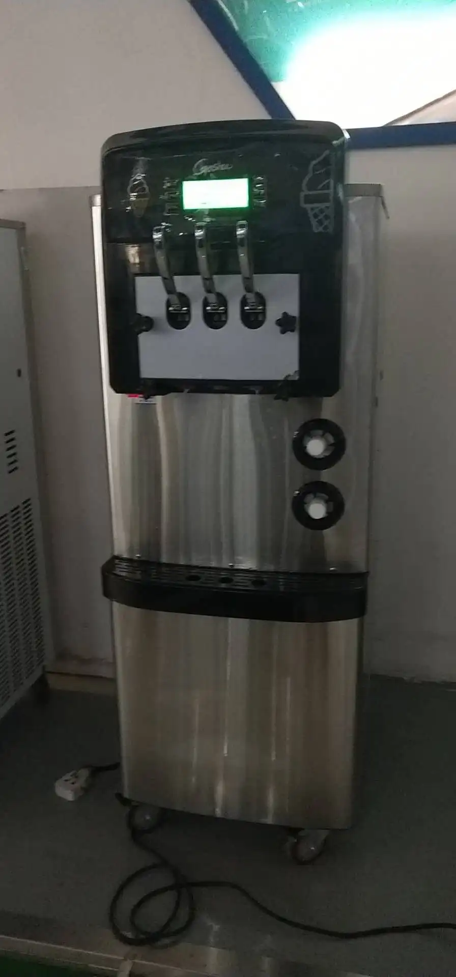 Zľava 7sets BX328CED2 32L/H Vertikálne Soft Ice Cream Stroj rozšírenie funkcie maquinas de helados Dafoss rozšírenie ventil Obrázok 3
