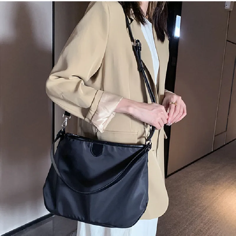 ženy oxford fahion čierna taška cez rameno pre ženy vo vysokej kvalite bežné denné mäkké malé jednoduchá kabelka Obrázok 3